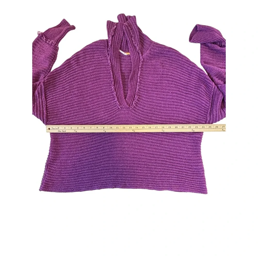 Free People Sweater Purple Women Small Ribbed V-Neck Oversized Raw Edge Boho